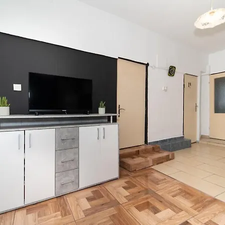 Apartment Jimis *